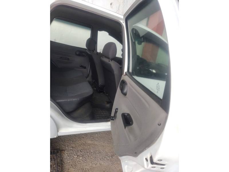 CHEVROLET - CORSA - 2012/2013 - Branca - R$ 27.900,00