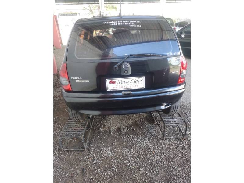 CHEVROLET - CORSA - 2001/2001 - Preta - R$ 14.500,00