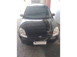 FORD - FIESTA - 2004/2005 - Preta - R$ 17.500,00