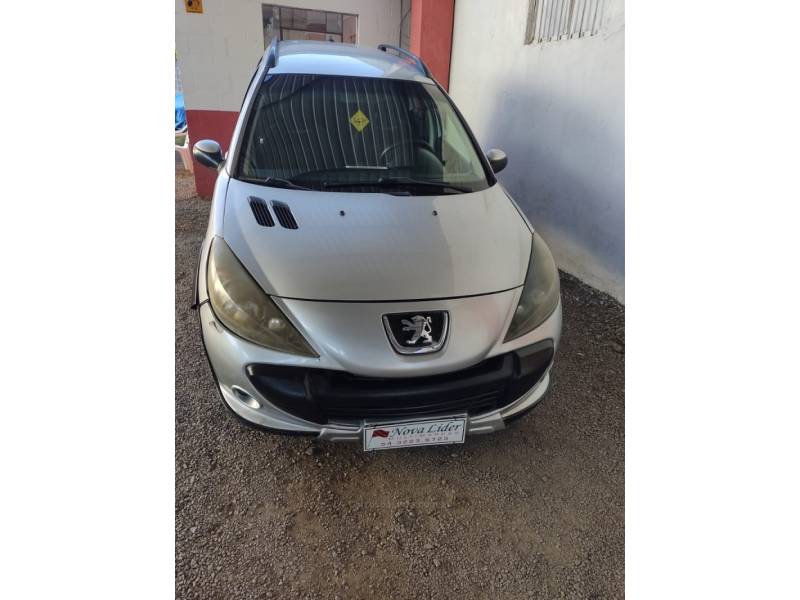 PEUGEOT - 207 - 2009/2010 - Prata - R$ 19.900,00