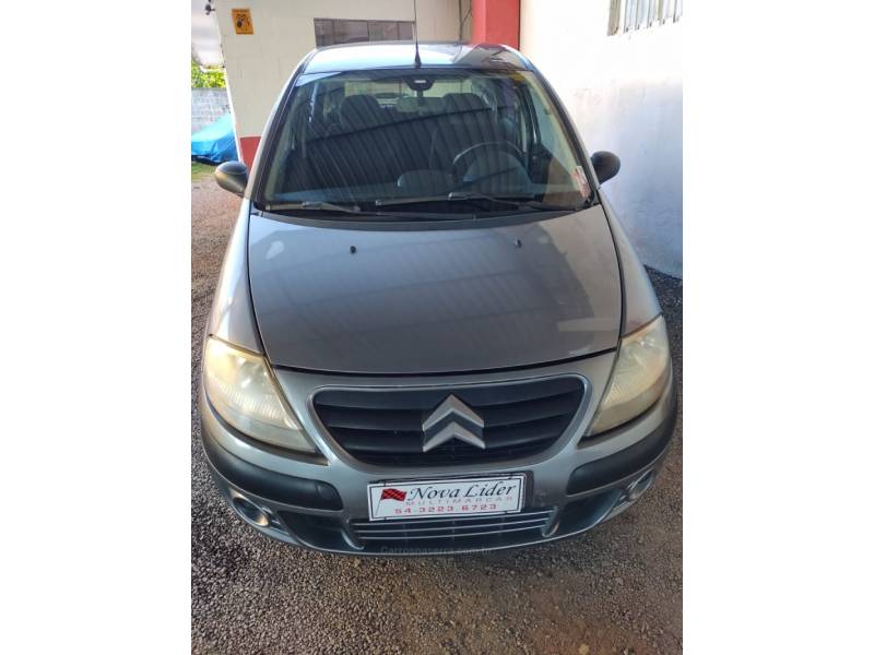 CITROËN - C3 - 2005/2006 - Cinza - R$ 16.900,00