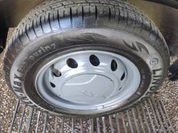 CHEVROLET - CORSA - 2001/2001 - Preta - R$ 14.500,00