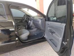 VOLKSWAGEN - GOL - 2010/2011 - Preta - R$ 27.900,00