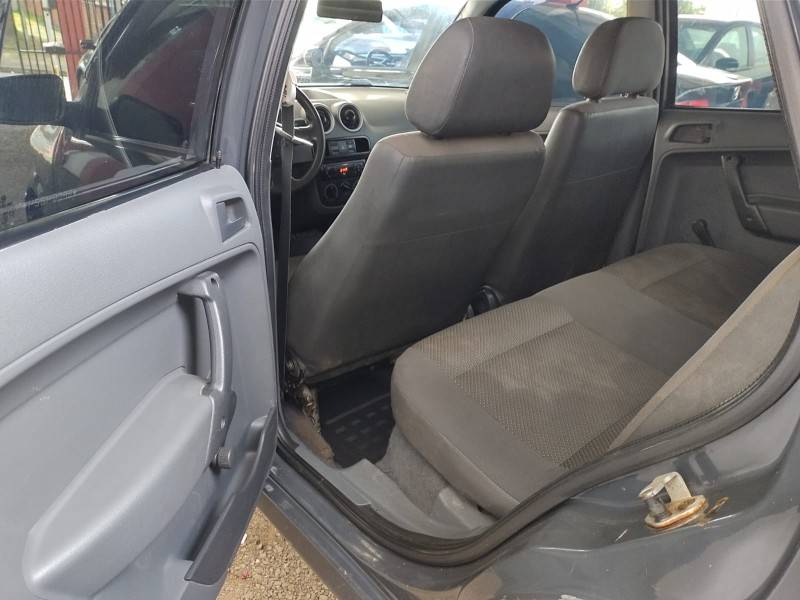VOLKSWAGEN - GOL - 2007/2008 - Cinza - R$ 18.500,00
