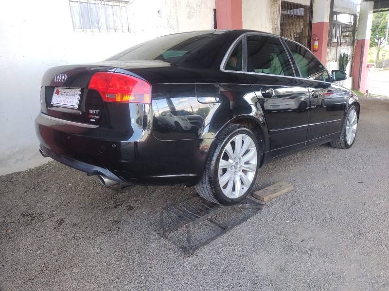 AUDI - A4 - 2006/2006 - Preta - R$ 33.900,00