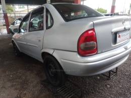 CHEVROLET - CORSA - 1999/2000 - Prata - R$ 13.500,00