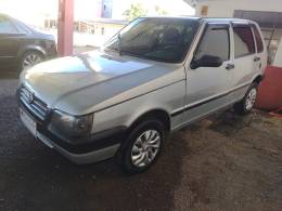 FIAT - UNO - 2005/2006 - Prata - R$ 17.900,00