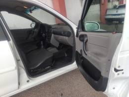 CHEVROLET - CORSA - 2012/2013 - Branca - R$ 27.900,00