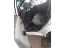 CHEVROLET - CORSA - 2012/2013 - Branca - R$ 27.900,00