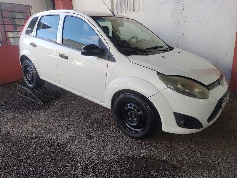 FORD - FIESTA - 2011/2011 - Branca - R$ 23.900,00